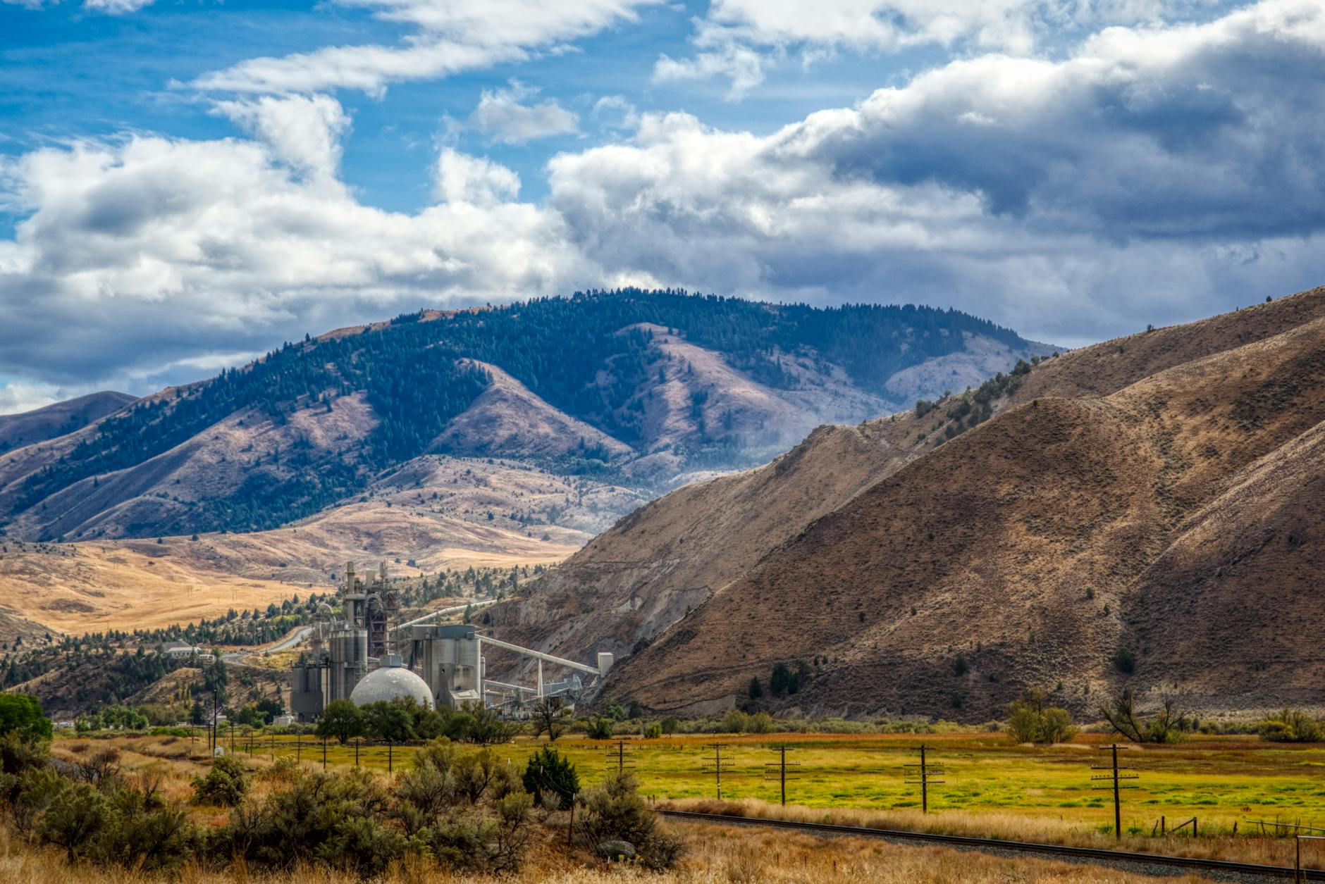 ASL Signs Versus Simplified Baby Signs: Understanding the Difference