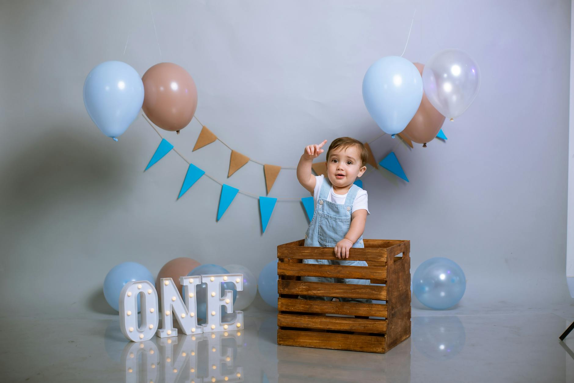 Does Baby Sign Language Actually Reduce Frustration and Tantrums?