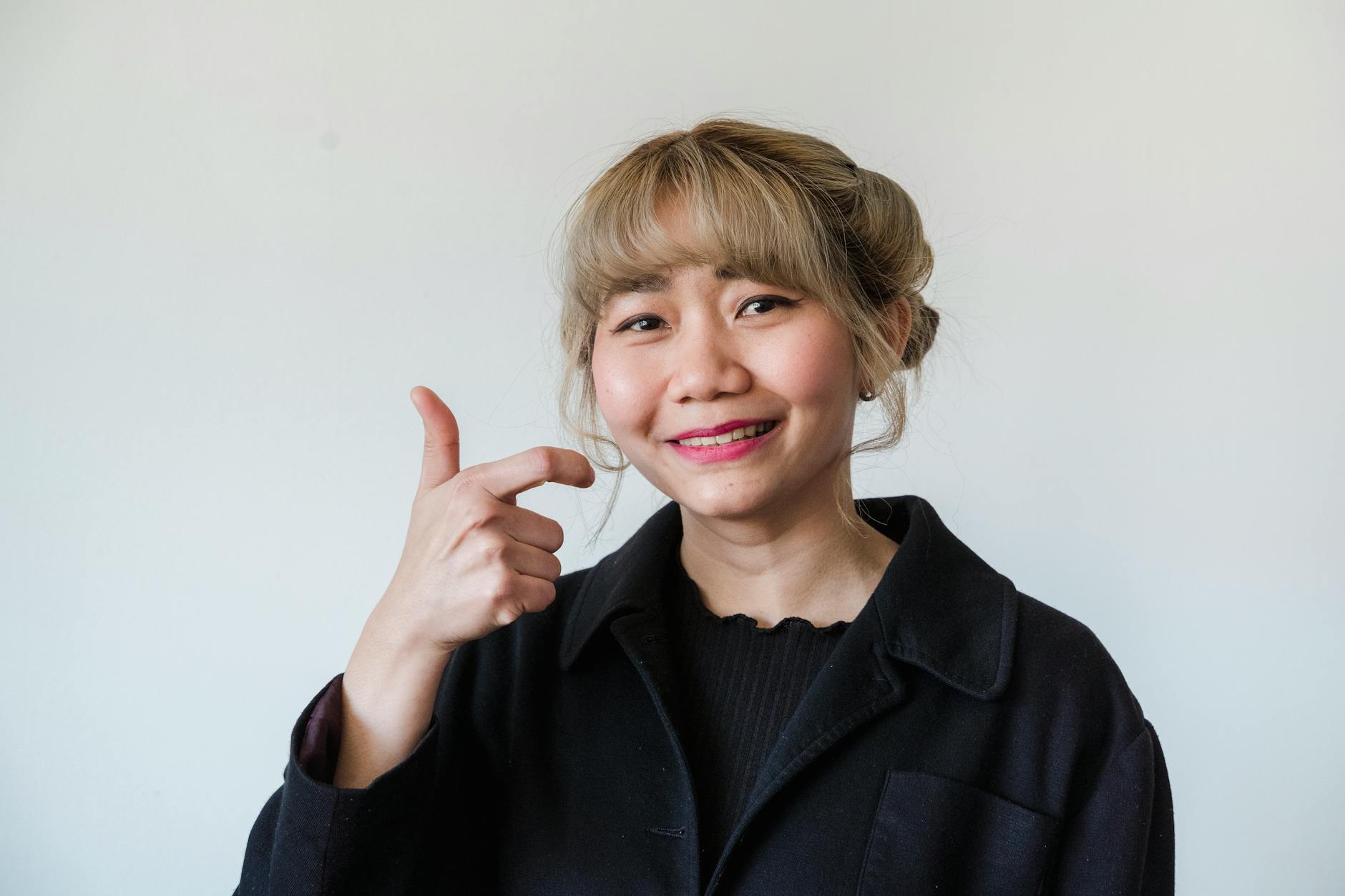 How Do You Sign Happy in Baby Sign Language?