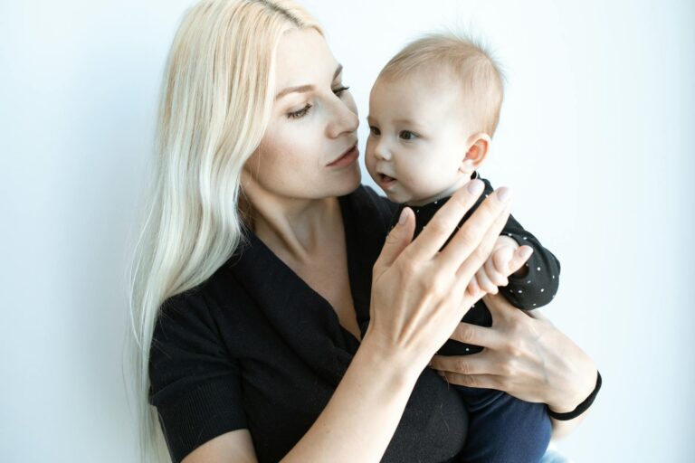 Baby Sign Language Daily Routine Chart - Featured image