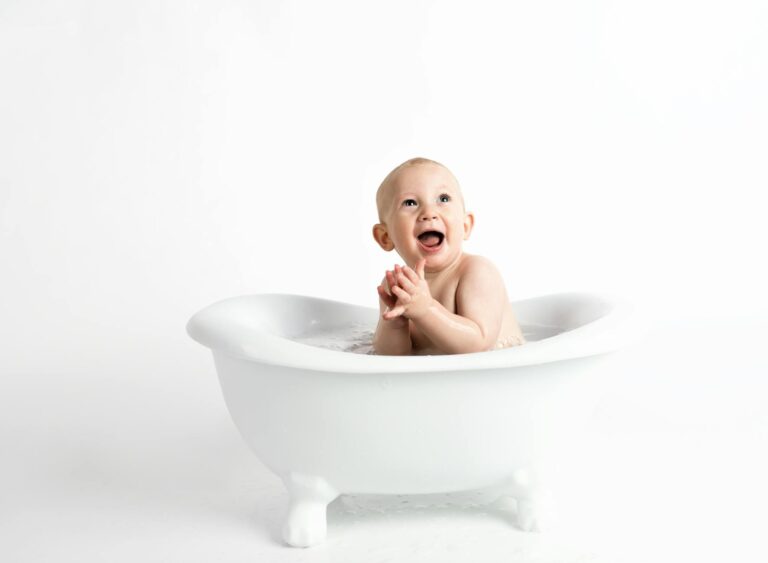 Baby Sign Language Water - Featured image