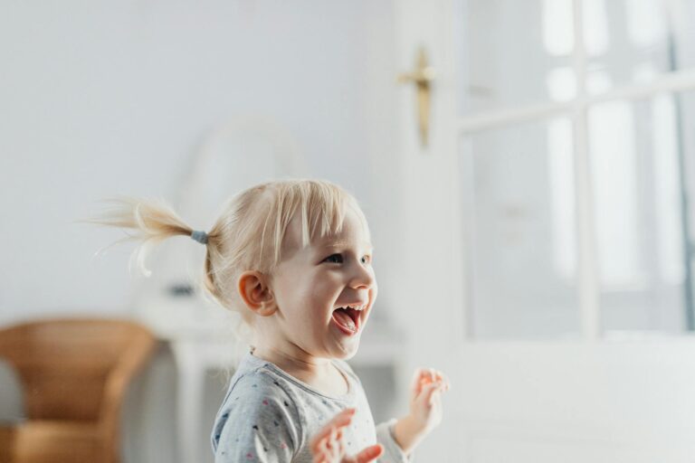 Toddler Sign Language for Autism - Featured image