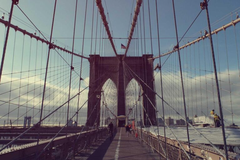 Can Baby Sign Language Reduce Tantrums - Featured image