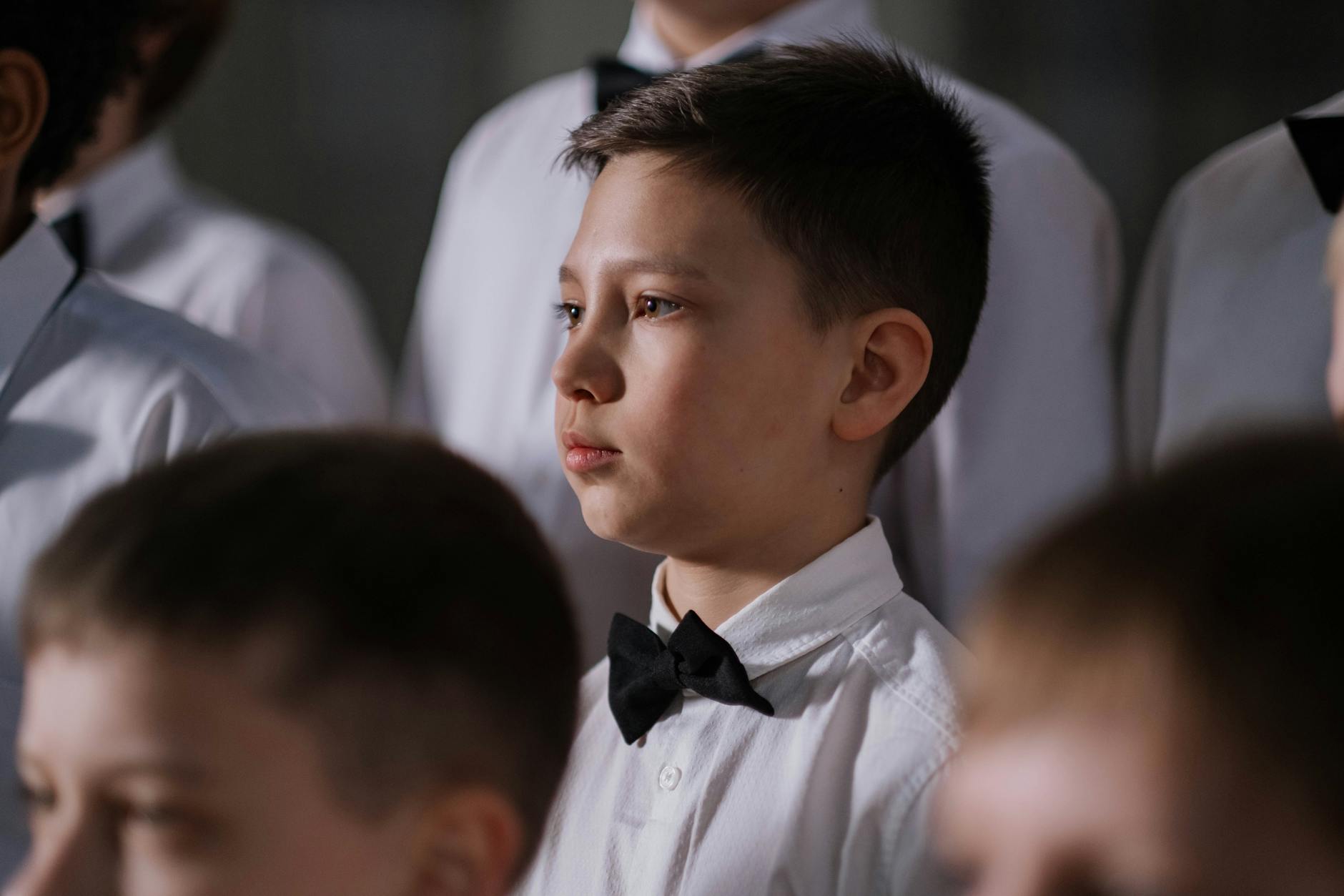 Can Children Master Multiple Languages and Sign Language Simultaneously?