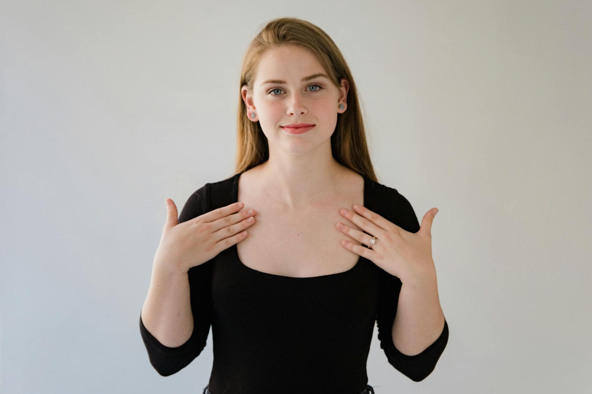 Common Mistakes That Slow Down Sign Language Learning