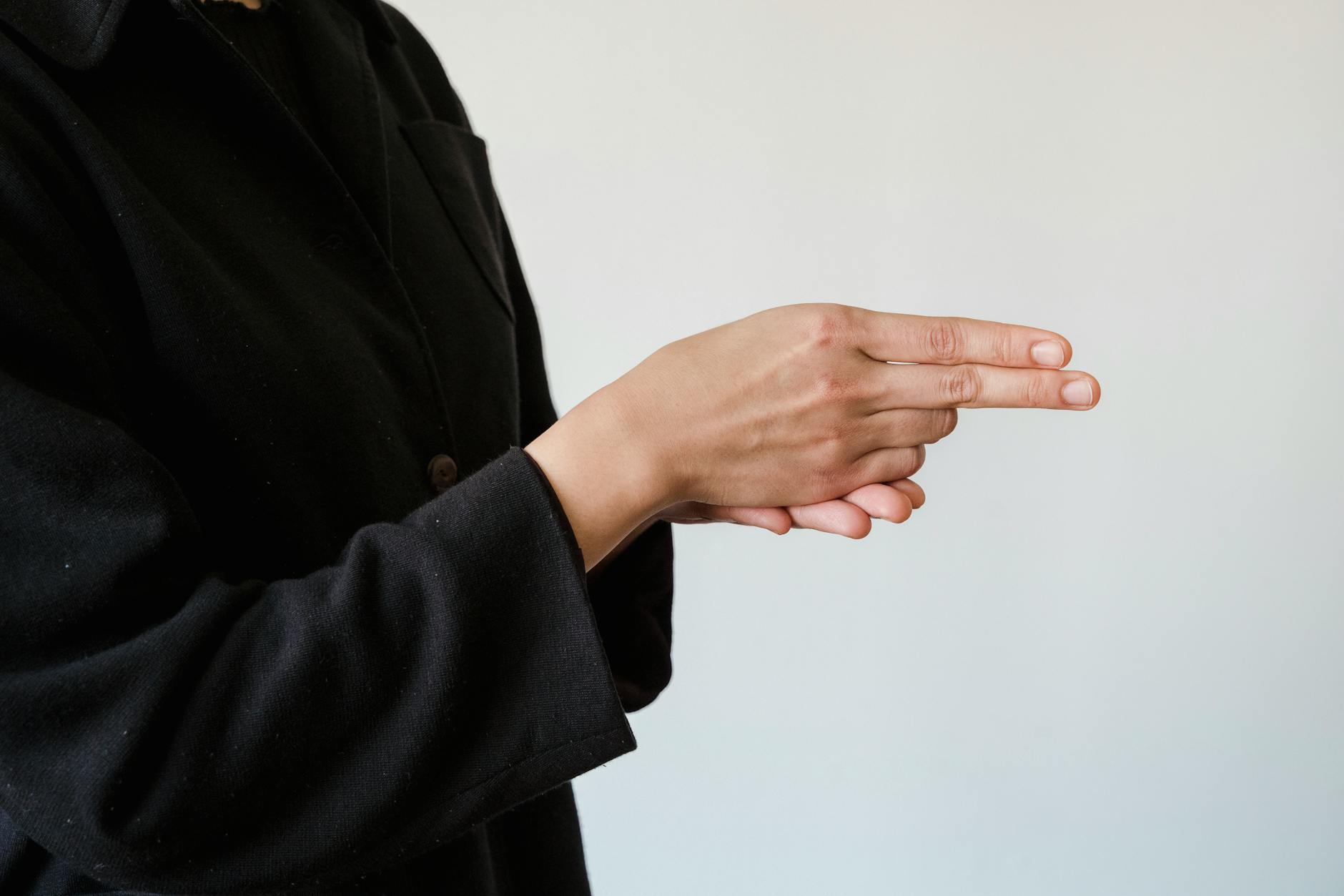 Context, Speed, and Classifier Predicates in Plural Formation