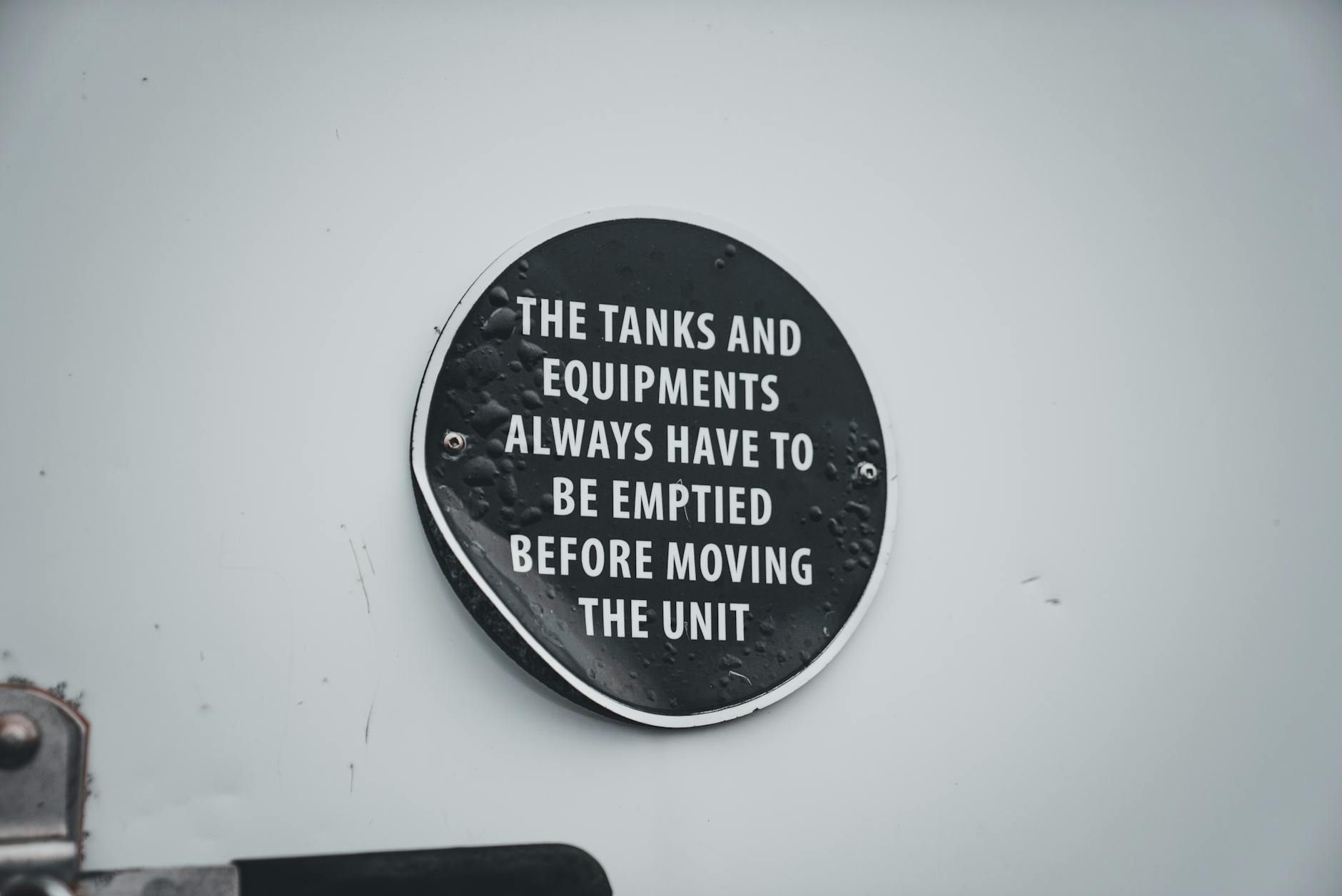 How Does Early Sign Language Shape Language Development?