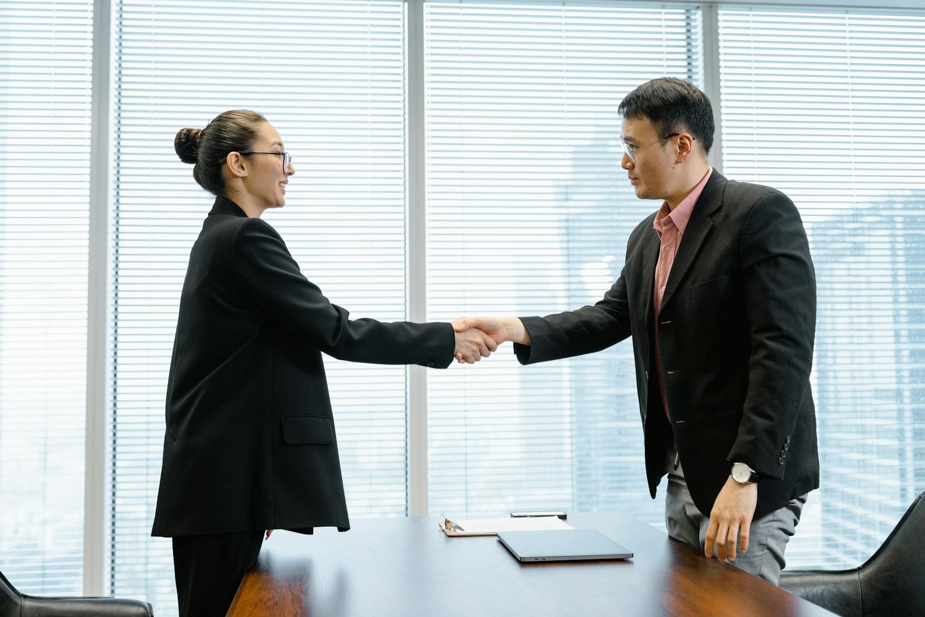 The Burden of Dual Relationships on Professional Trust