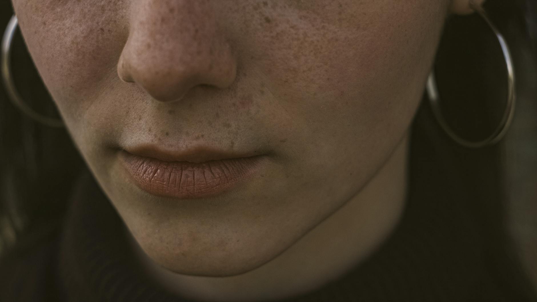 What Are the Most Frequent Sign Language Errors Parents Make?