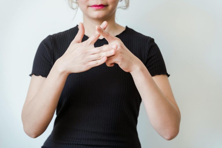 What Is the Role of Eyebrow Position in ASL Grammar - Featured image
