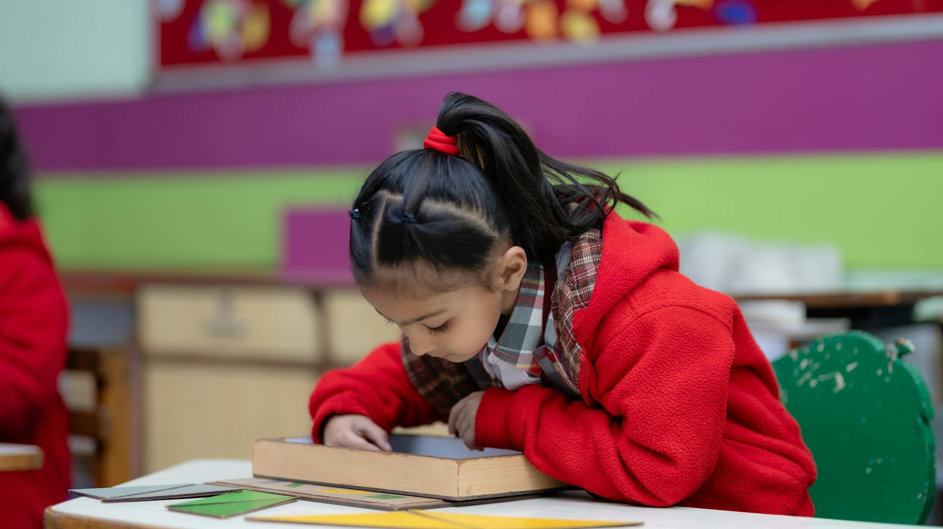 What Role Does Visual Processing Play in Early Learning?