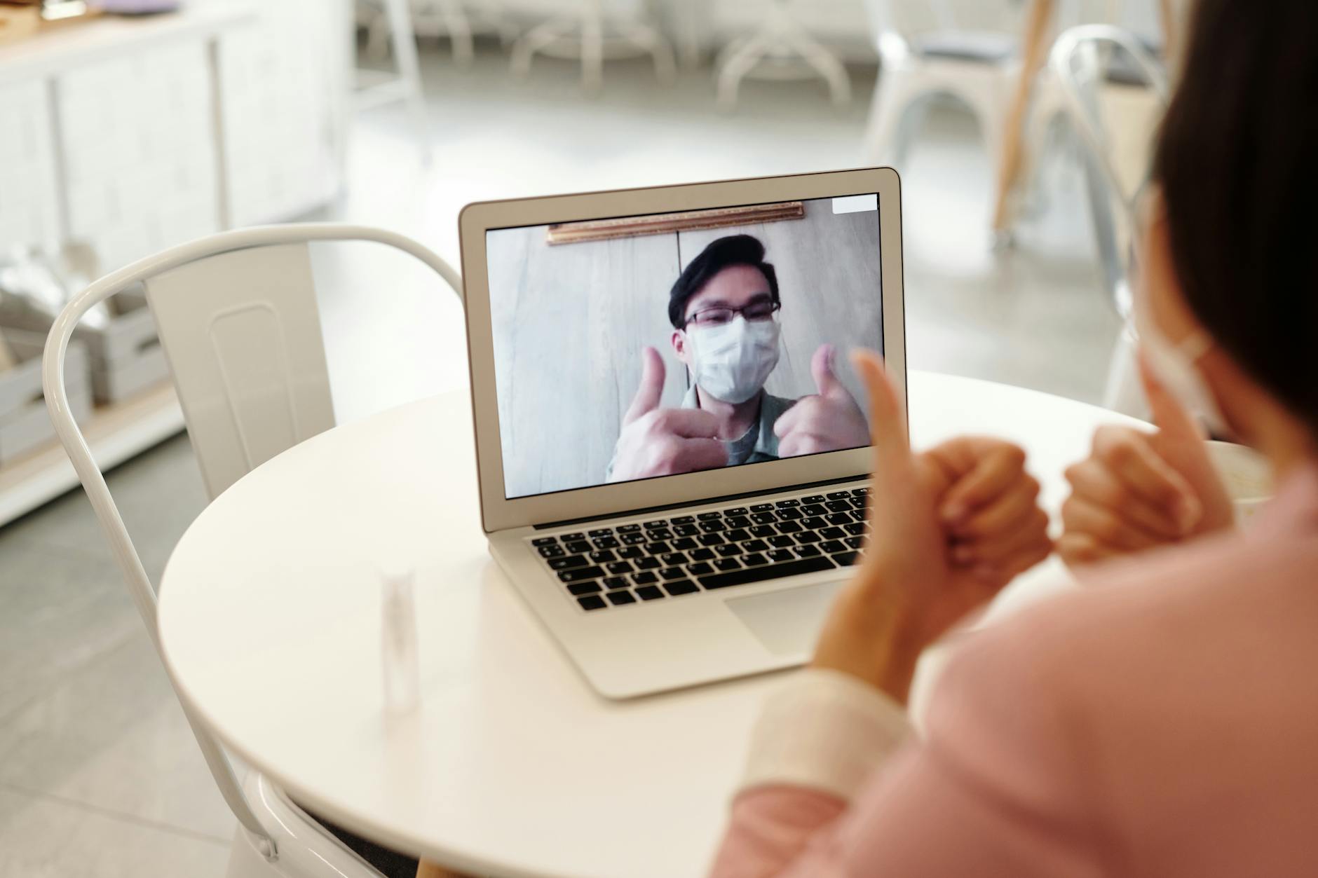 How Deaf Residents Adapt Their Own Communication Strategies