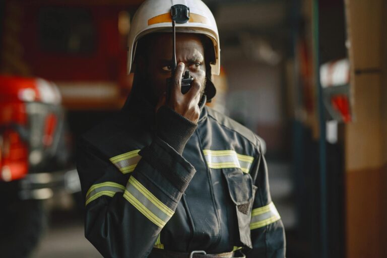 How to Communicate With Deaf Customers in Fire Departments Settings - Featured image