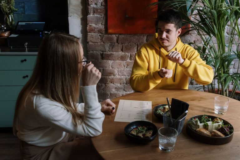 How to Communicate With Deaf Customers in Probation Offices Settings - Featured image