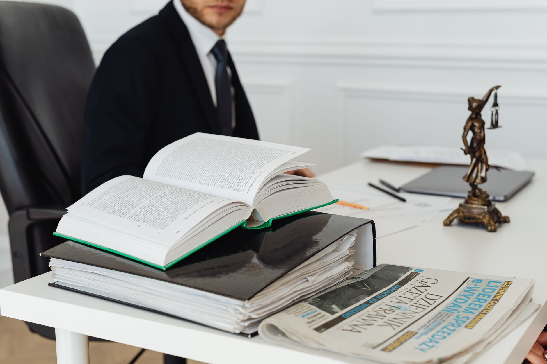 Preparing Deaf Clients for Courtroom Communication