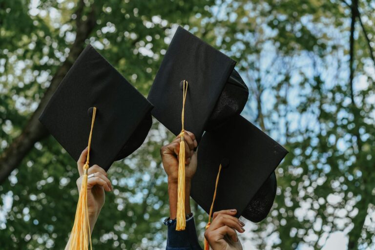 What Are the Graduation Rates for Deaf Students in Mainstream Schools - Featured image