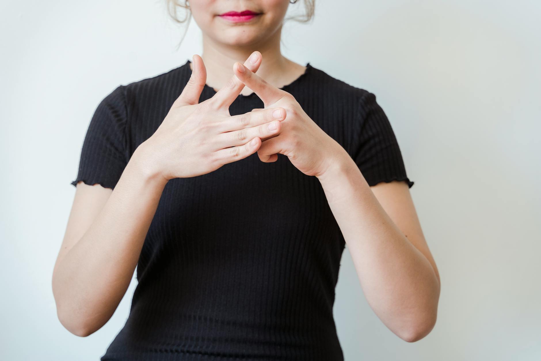 What Are the Limitations and Challenges of Total Communication?