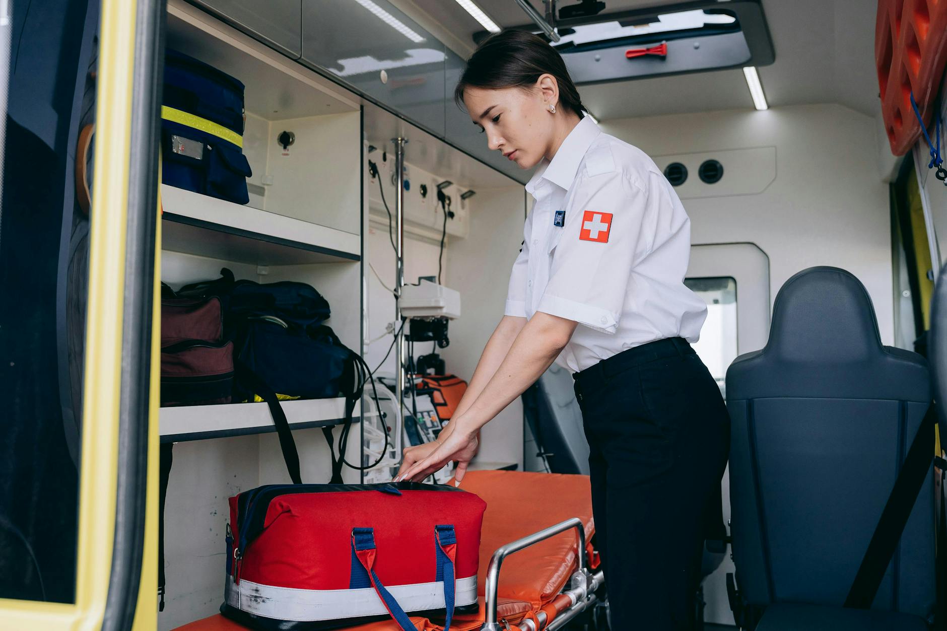What Training and Competency Standards Should EMS Personnel Meet Regarding ASL and Deaf Communication?