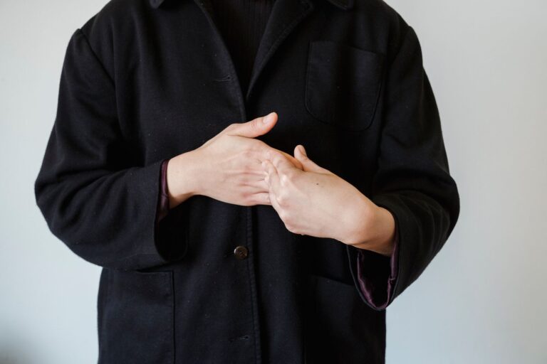 ADA Requirements for ASL Accessibility in Coffee Shops Businesses - Featured image