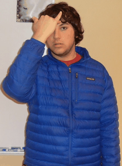 Animated ASL sign for why, step 1: fingers touching the side of the forehead