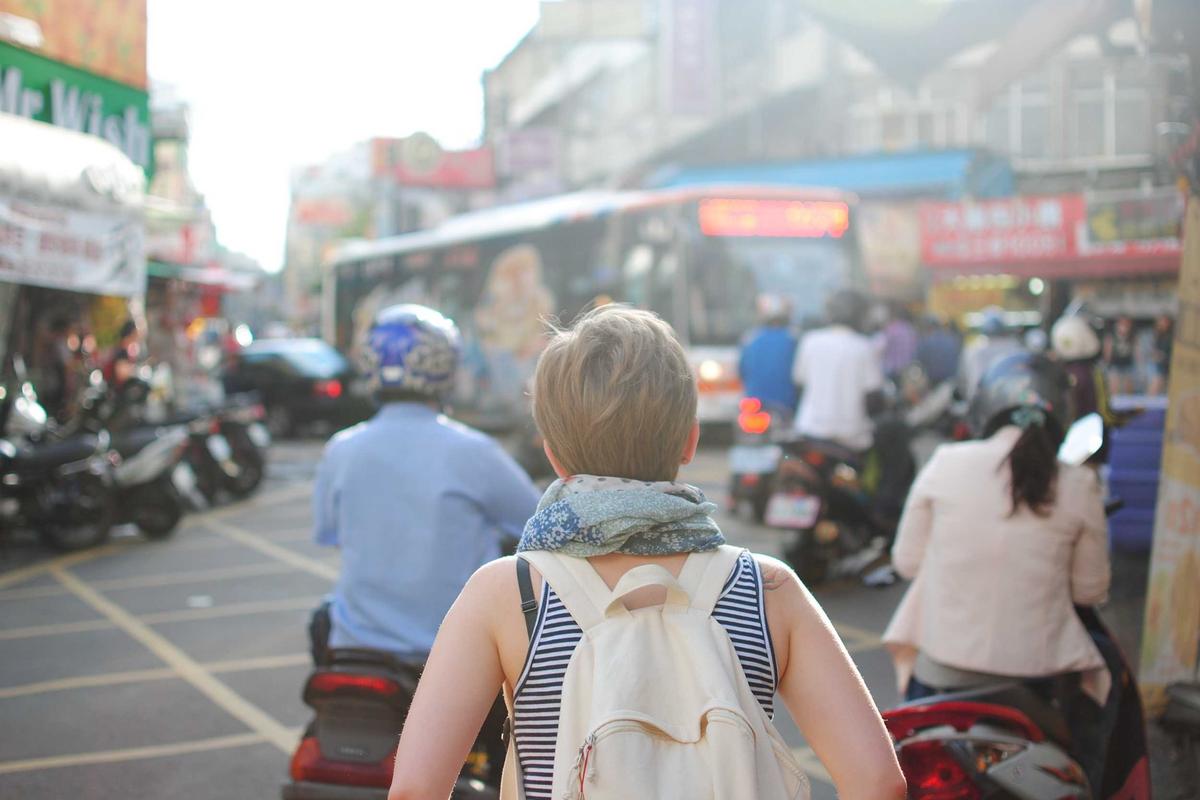 Why Don't All Restaurants Comply, and What Are the Warning Signs of Poor Accessibility?