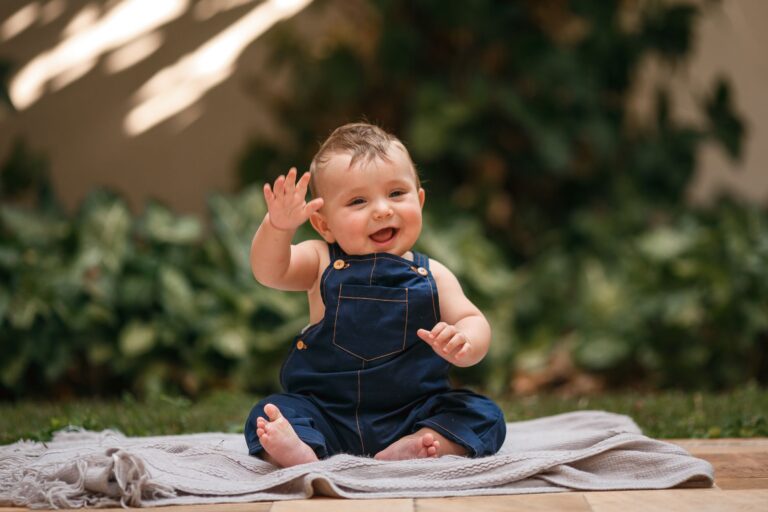 Summer Toddler Sign Language Guide: Signs for Water, Hot, Hurt, and Help - Featured image